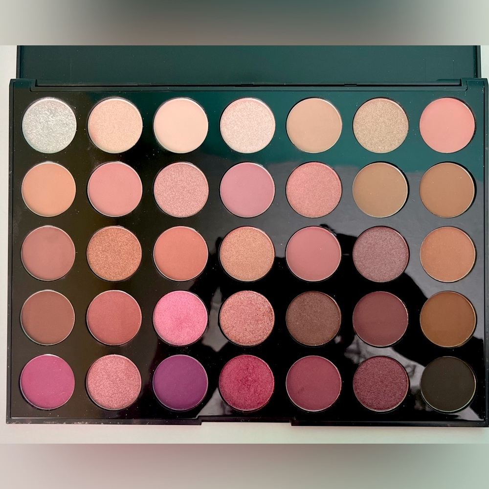 Morphe 35XO Natural Flirt Palette